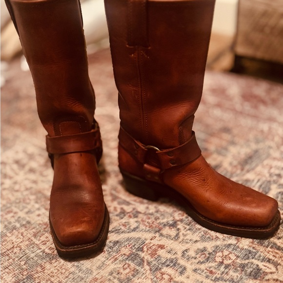 FRYE AND CO. Chestnut Leather Heeled Boots Harness